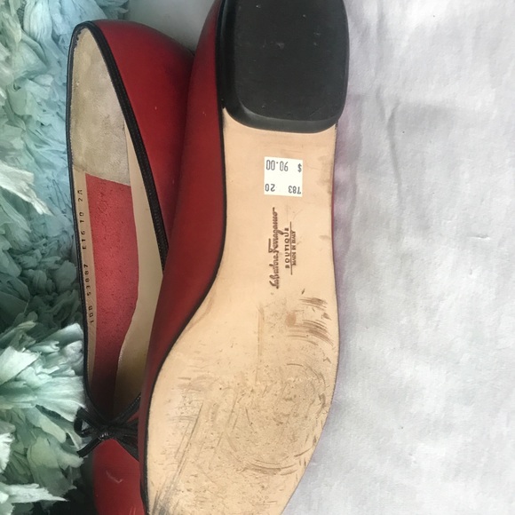 VINTAGE FERRAGAMO FLATS - Picture 5 of 6